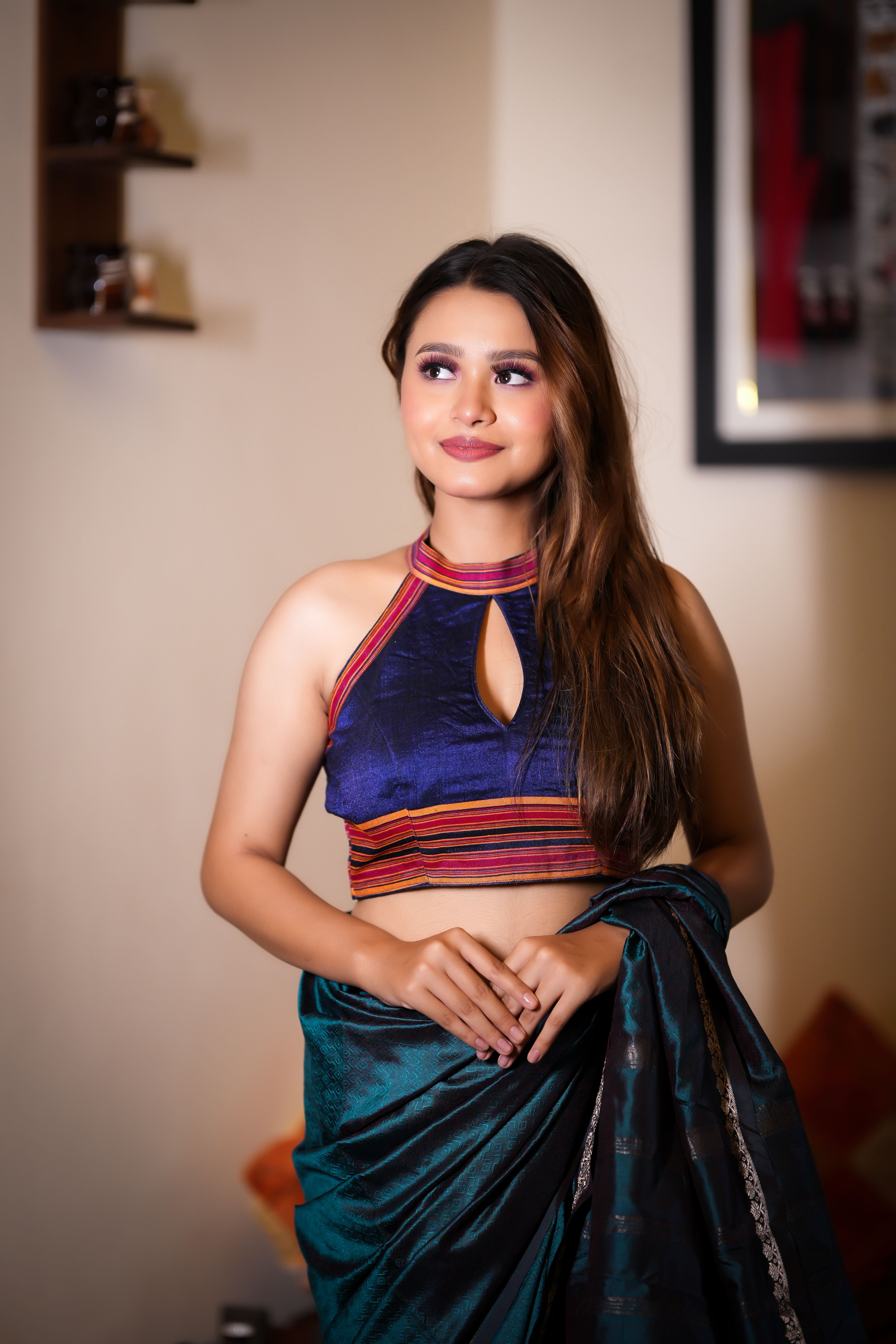 HALTERNECK BLOUSE WITH TIWA MOTIF